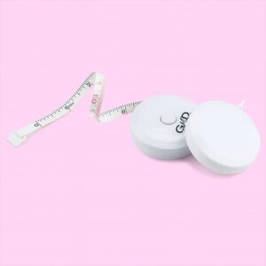 cinta métrica sencilla blanca