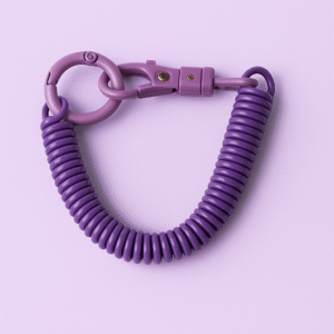 llavero tipo resorte morado