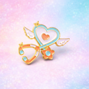 Broche Fonendoscopio en forma de corazón y alas