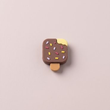 pin para fonendo helado café